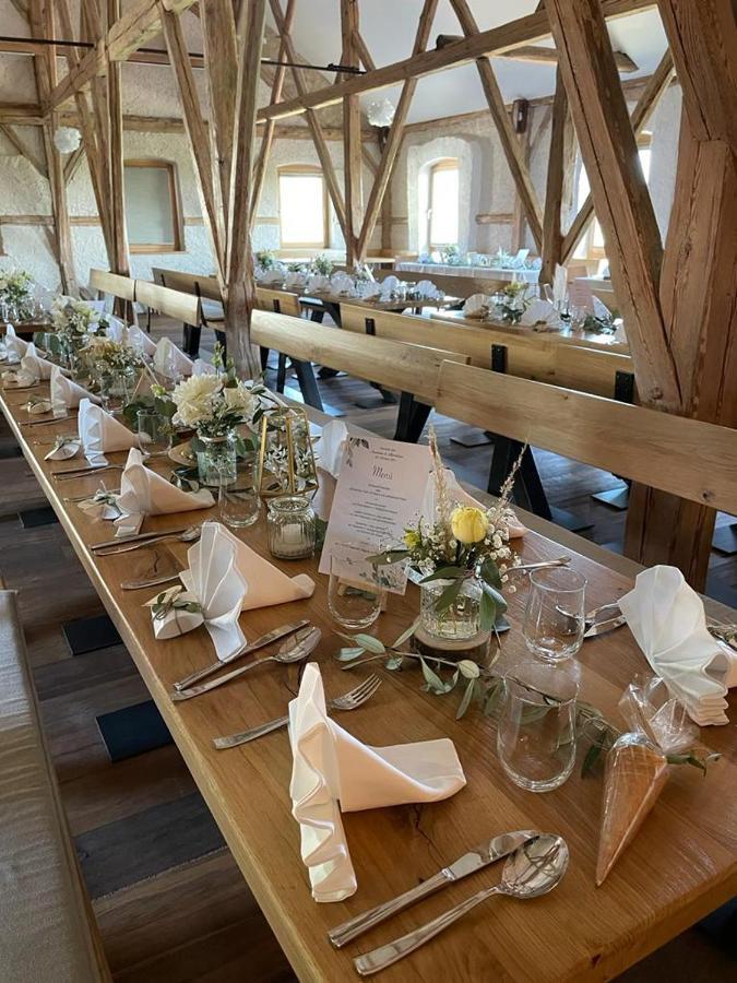 Landgasthaus Zur Linde Pleiskirchen Buitenkant foto