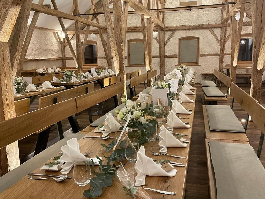 Landgasthaus Zur Linde Pleiskirchen Buitenkant foto