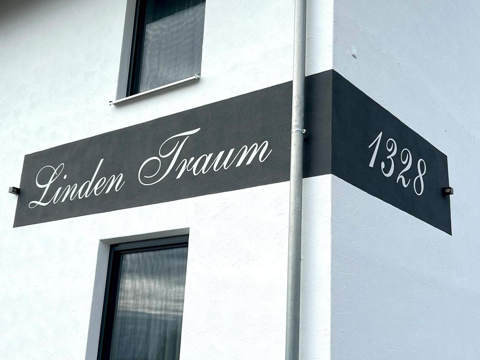 Landgasthaus Zur Linde Pleiskirchen Buitenkant foto